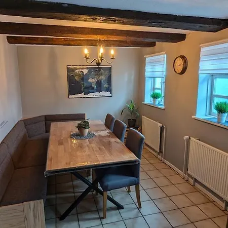 Lehmann 1 Eg & Og 220m2 Lägenhet Wolfenbüttel