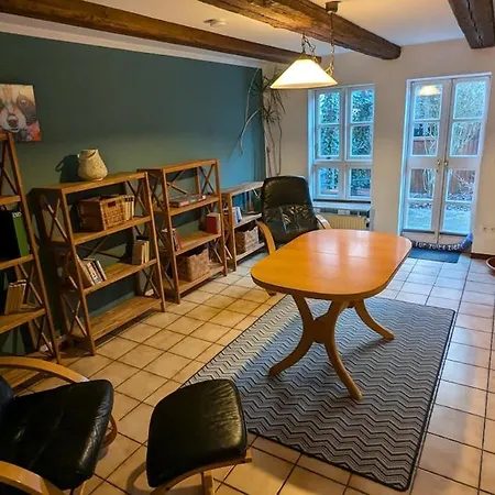 Lägenhet Lehmann 1 Eg & Og 220m2 *